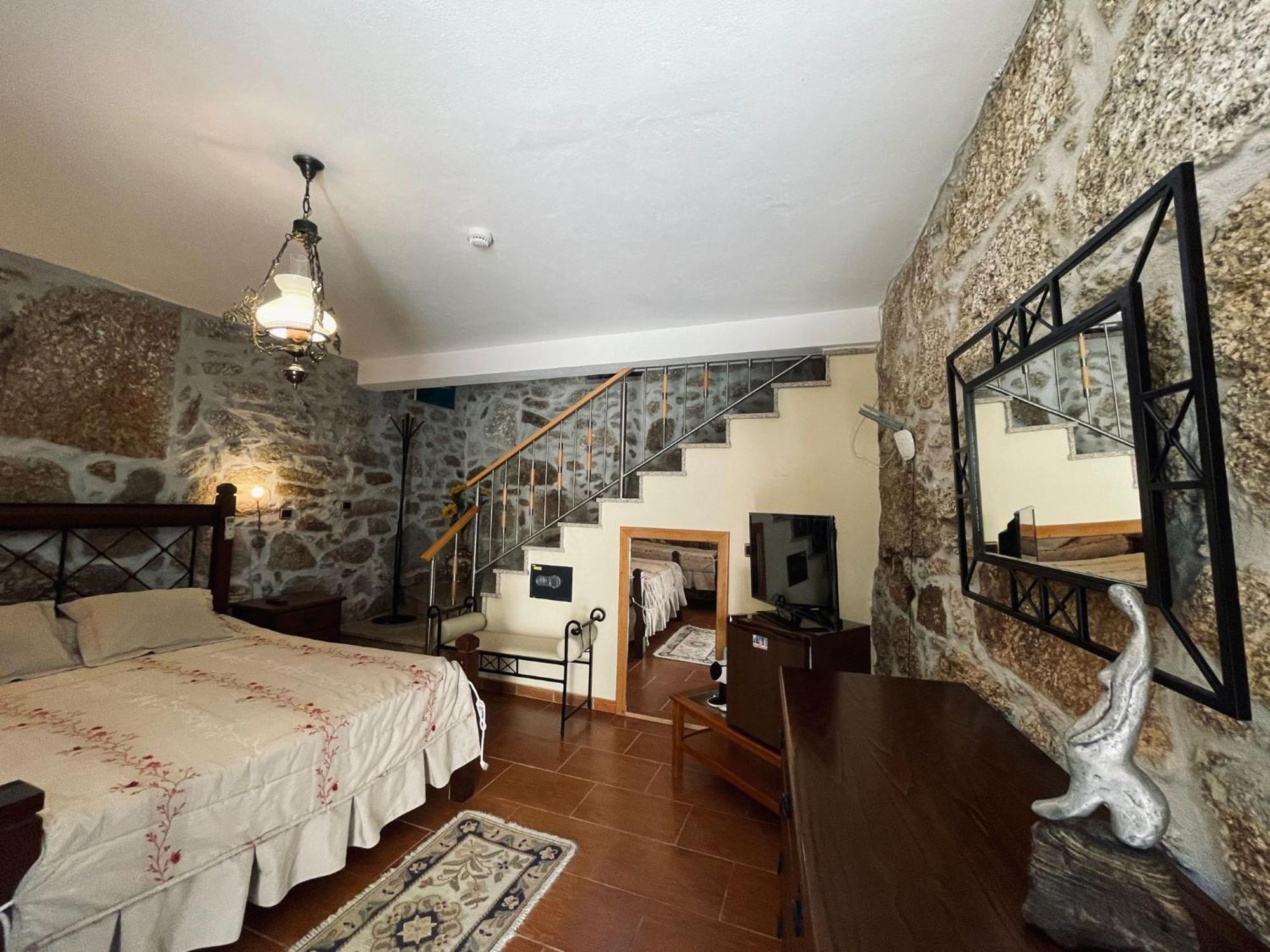 Quinta Do Moinho Turismo De Natureza Aldeia Vicosa ภายนอก รูปภาพ