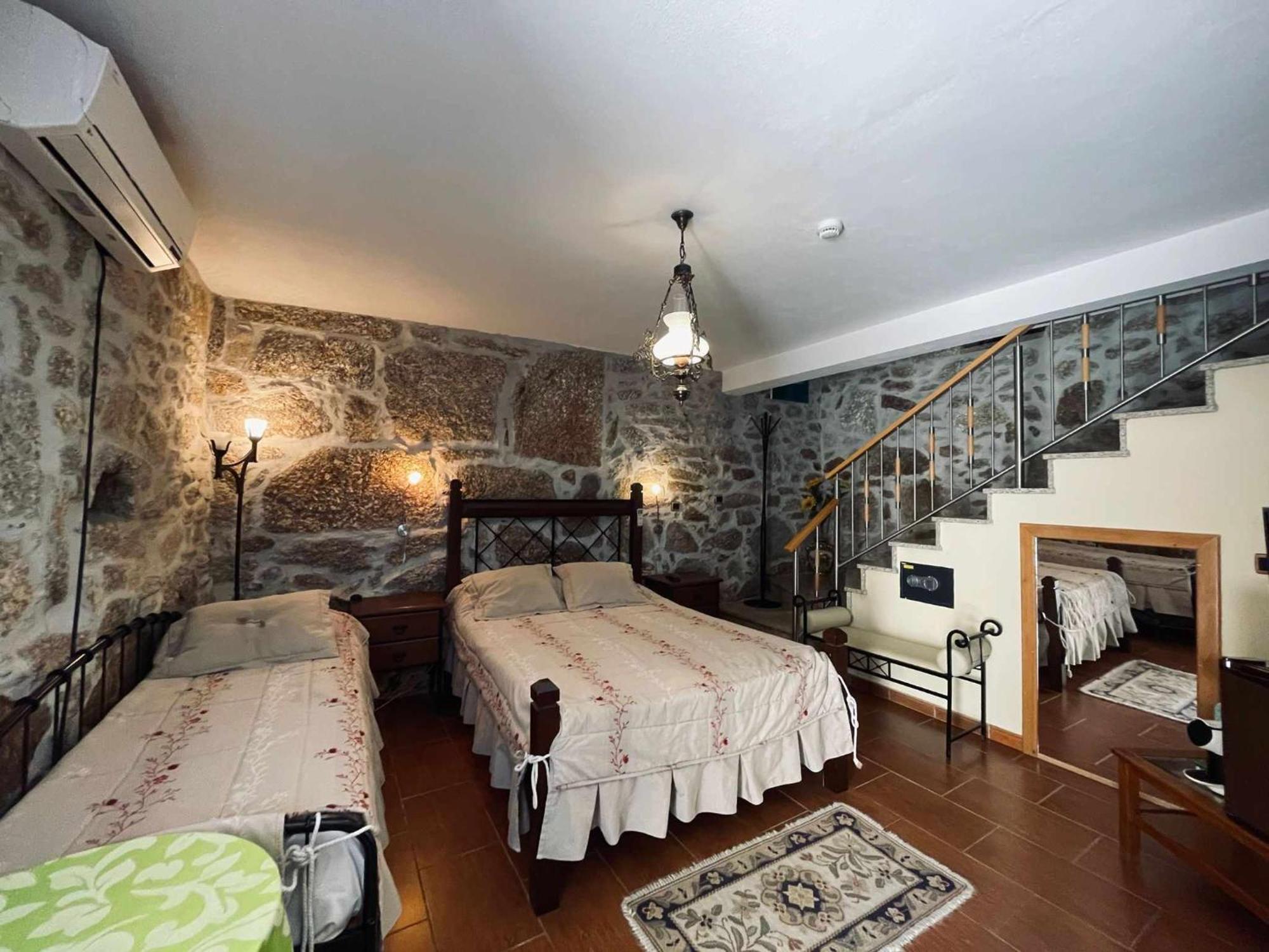 Quinta Do Moinho Turismo De Natureza Aldeia Vicosa ภายนอก รูปภาพ