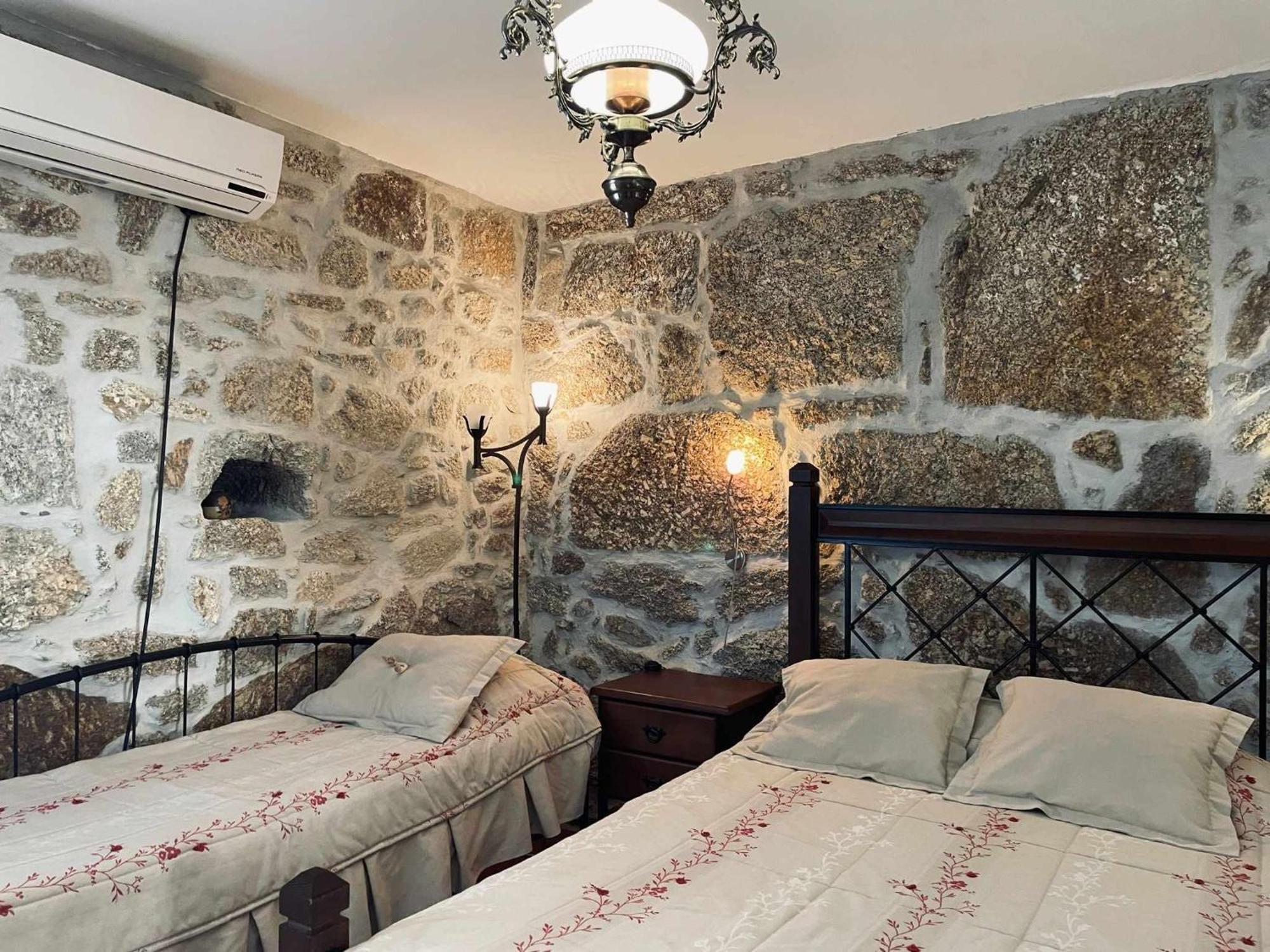 Quinta Do Moinho Turismo De Natureza Aldeia Vicosa ภายนอก รูปภาพ