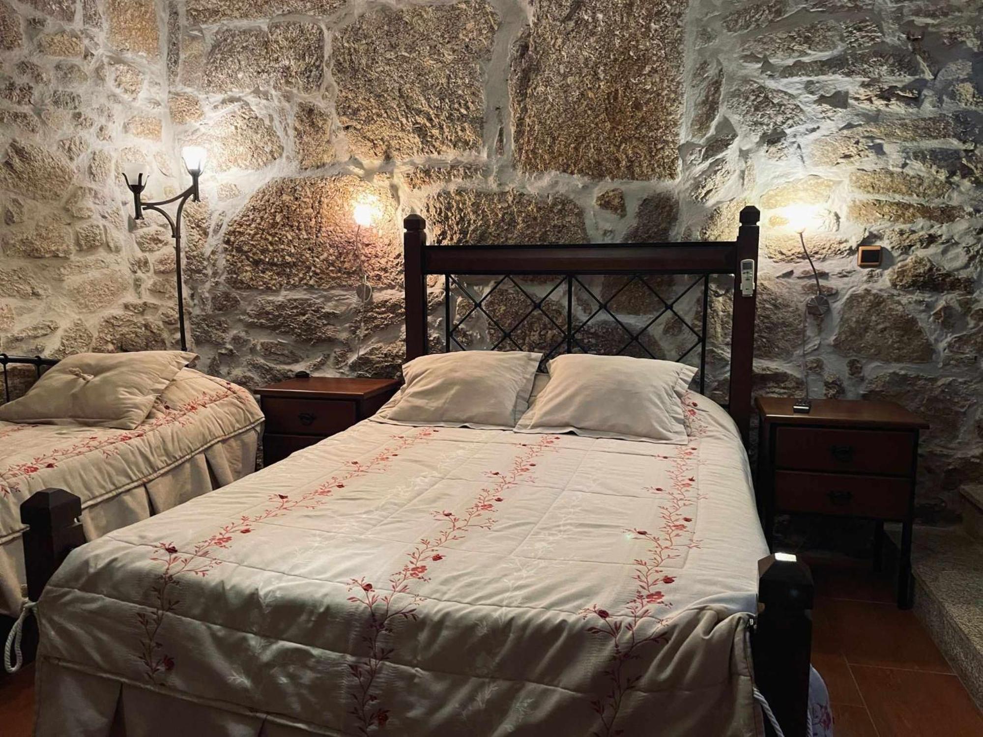 Quinta Do Moinho Turismo De Natureza Aldeia Vicosa ภายนอก รูปภาพ