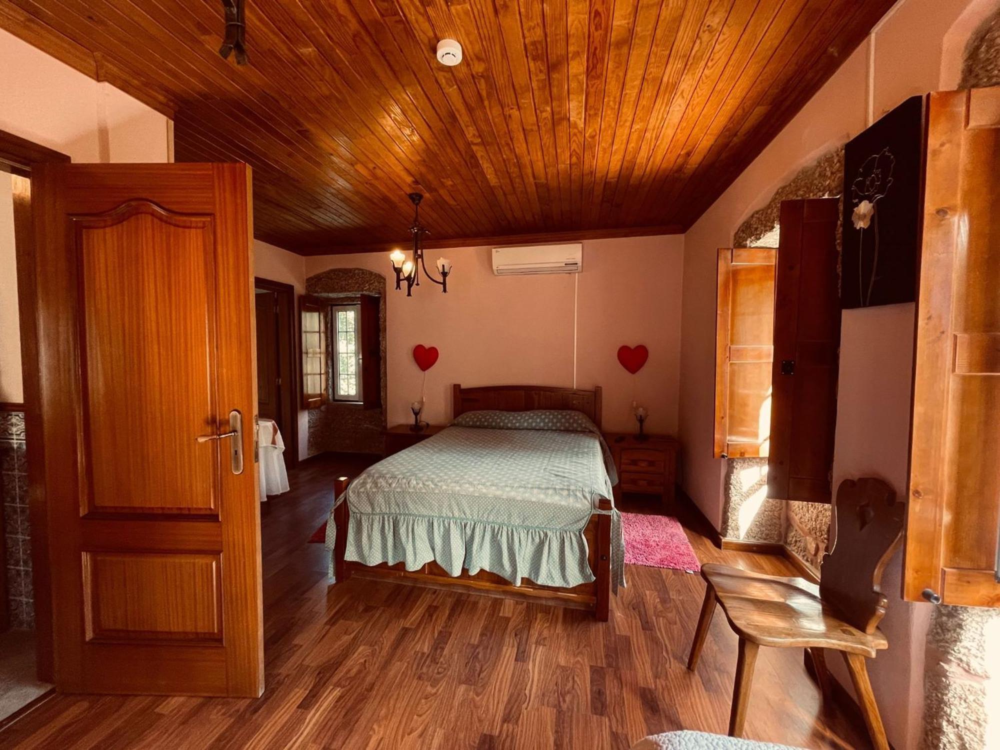 Quinta Do Moinho Turismo De Natureza Aldeia Vicosa ภายนอก รูปภาพ